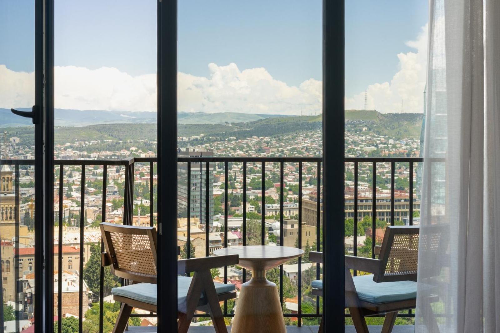 Tbilisi View Hotel Eksteriør billede