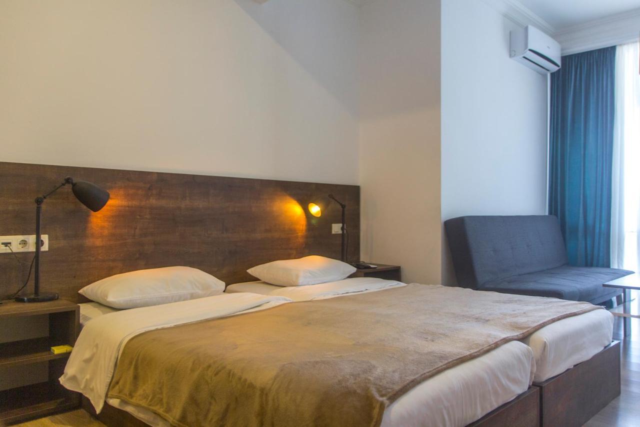 Tbilisi View Hotel Eksteriør billede