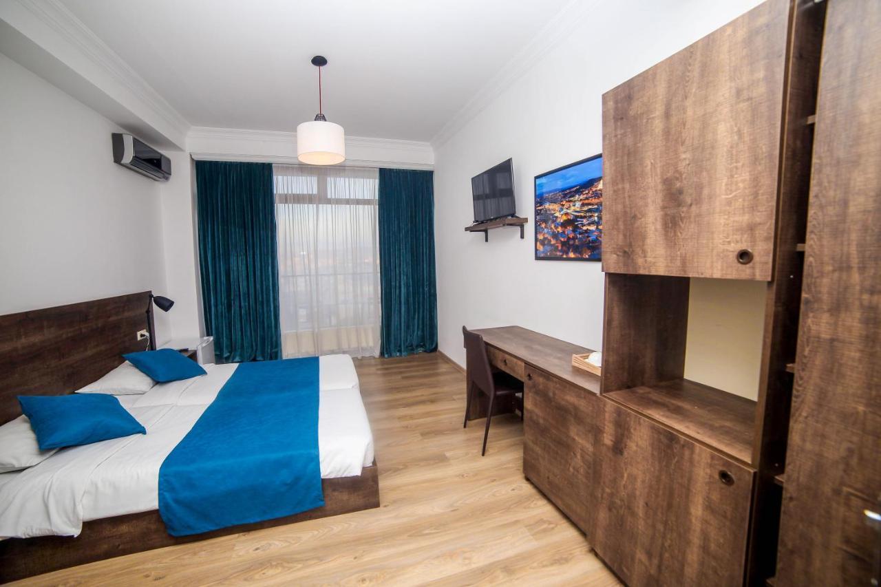 Tbilisi View Hotel Eksteriør billede