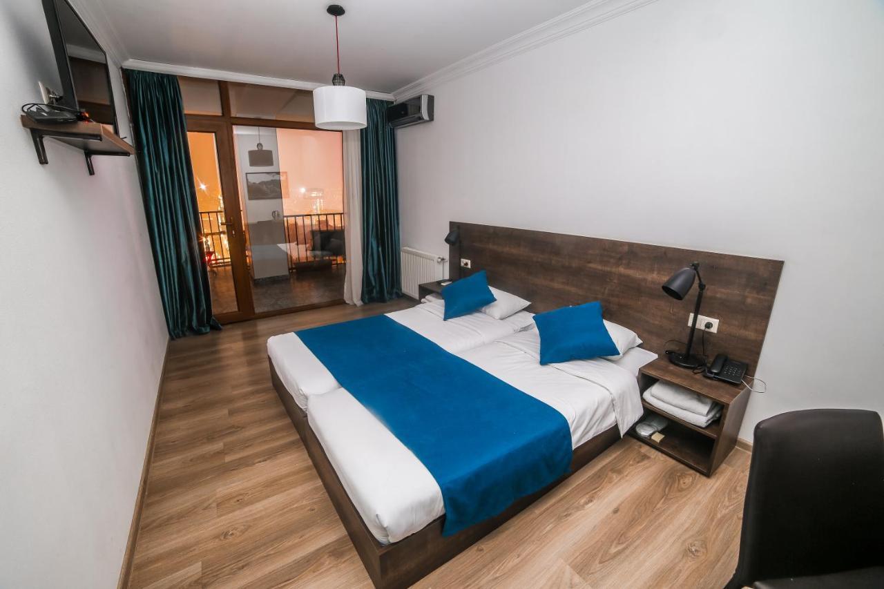 Tbilisi View Hotel Eksteriør billede