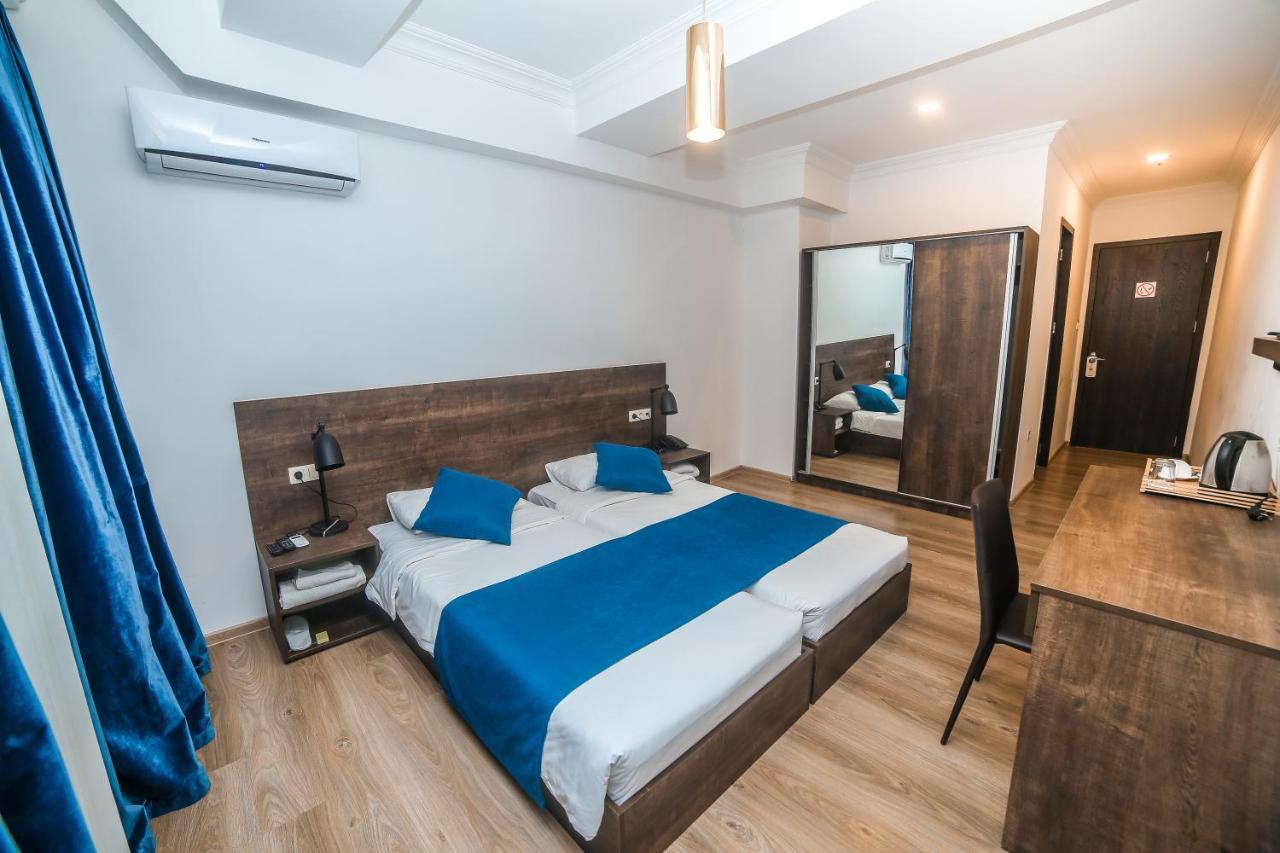 Tbilisi View Hotel Eksteriør billede