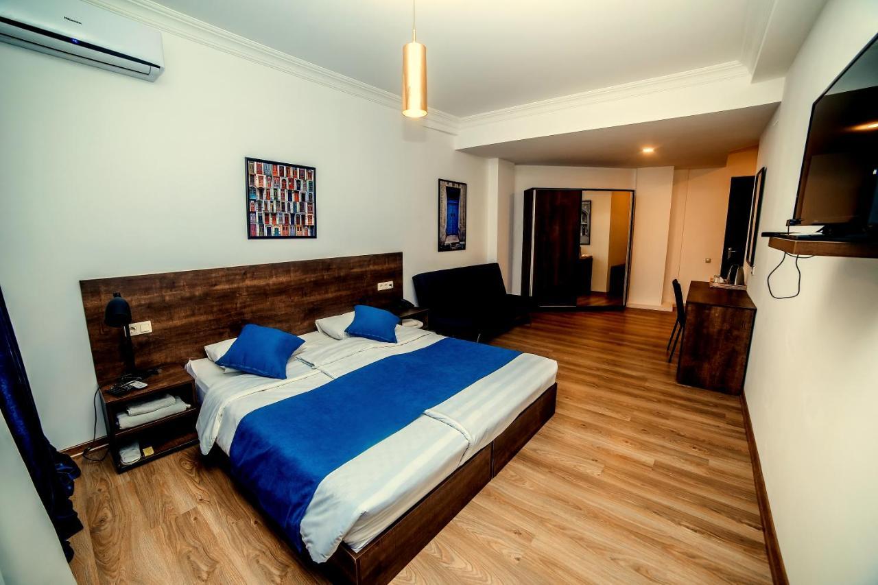 Tbilisi View Hotel Eksteriør billede