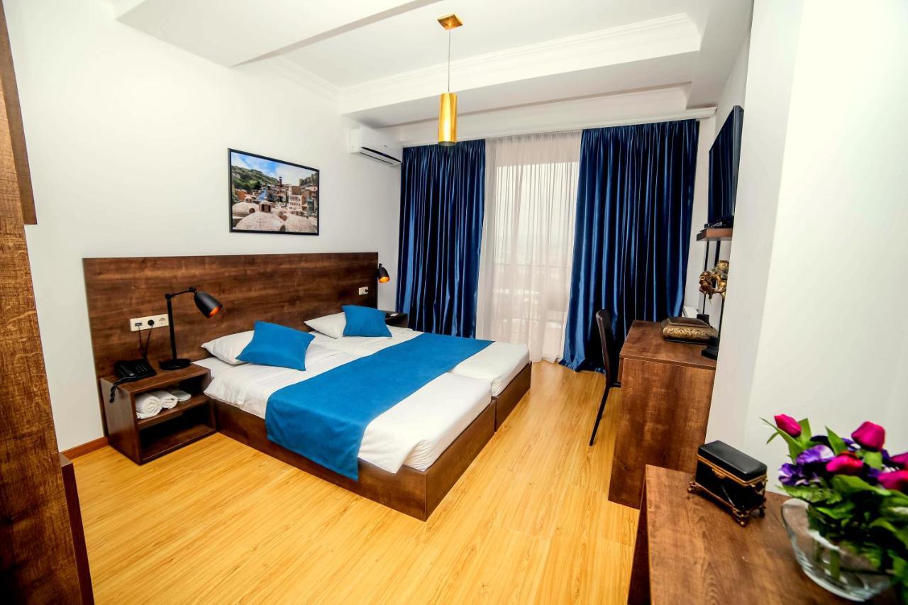 Tbilisi View Hotel Eksteriør billede